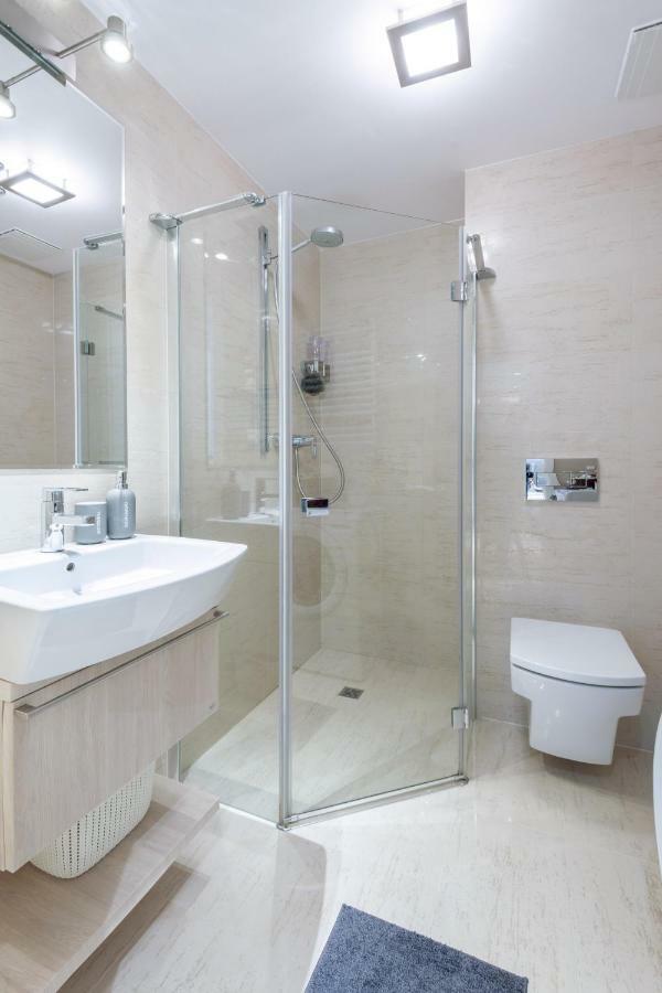 Kopernika8 Miro Apartment With Balcony And Ac 크라쿠프 외부 사진